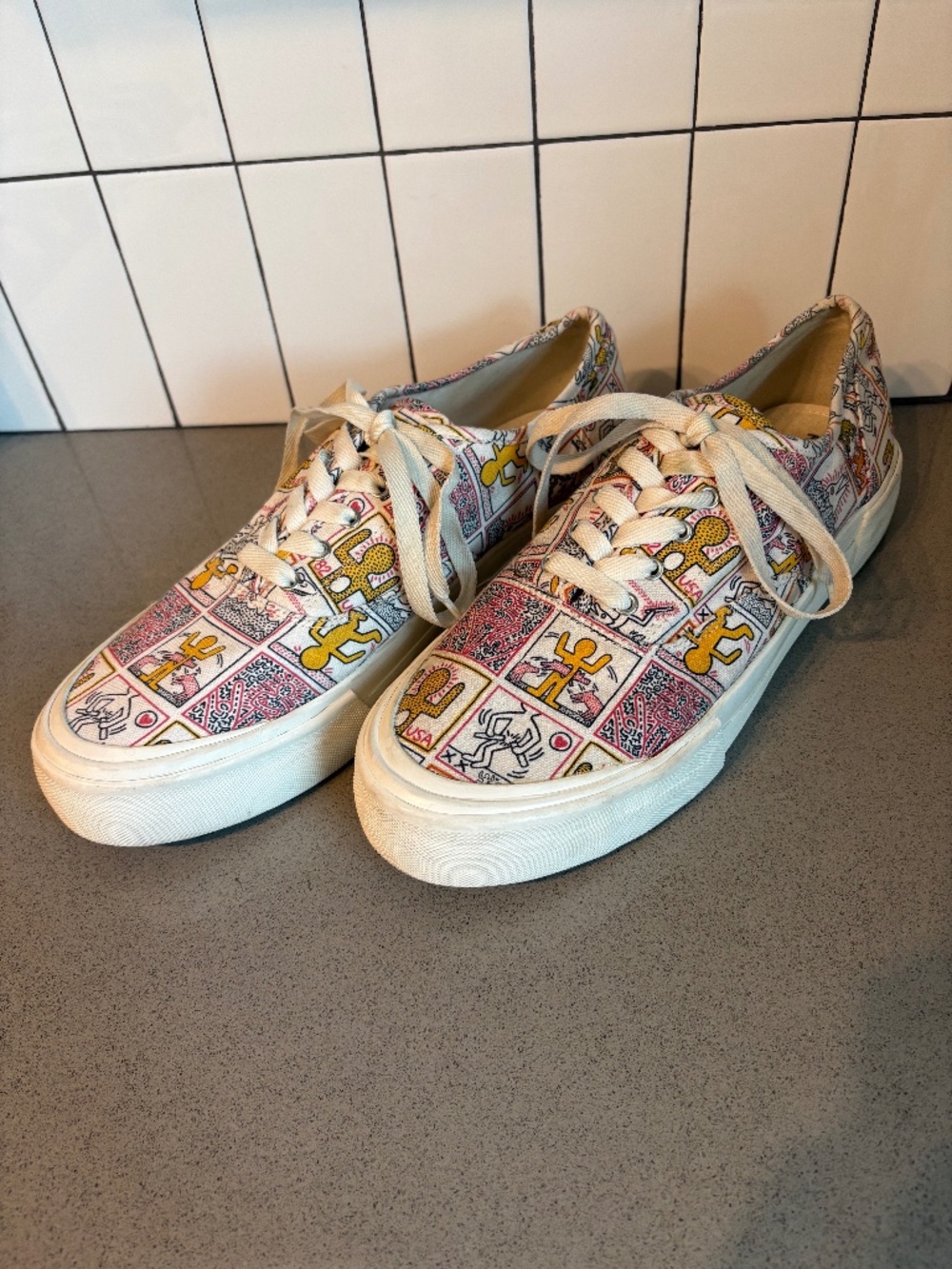 Keith Haring comic-style graphic sneakers -size 12
